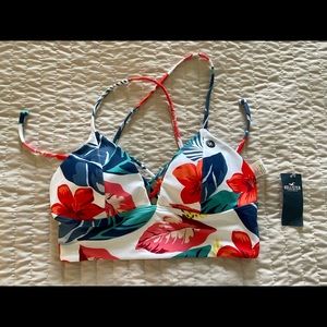 Hollister white floral bikini top size medium NWT